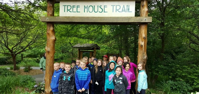 2nd Grade Students Take a Field Trip