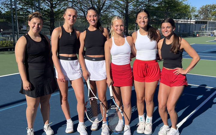 Girls Tennis